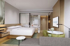 Down comforters, minibar, in-room safe, individually furnished