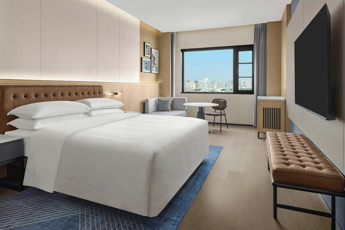 Habitación superior, 1 cama de matrimonio grande, vistas a la ciudad