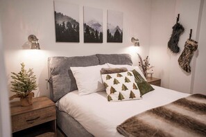 3 bedrooms, desk, iron/ironing board, WiFi - Bright Condo with Pool and Cozy Atmosphere (Baie-Saint-Paul)