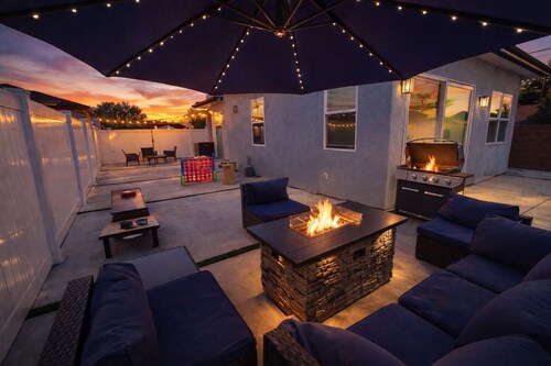 Casa Camelia, Fire Pit, BBQ, Games, Fully Gated, 3 Bedrooms, By Universal Studio