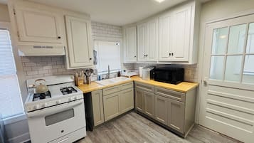 Microwave, oven, stovetop