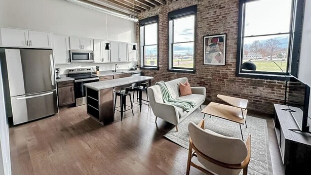 Unclassified image, 1 of 27, button - Sleepover | Modern 1BD/1BA Loft - Newton (Newton)