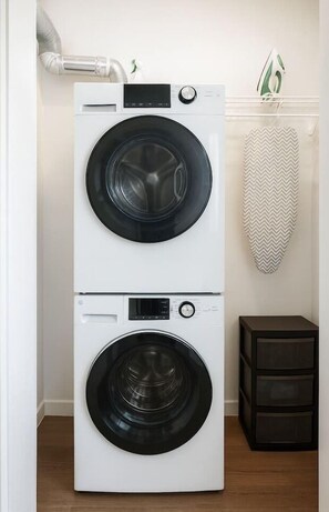 Interior - Sleepover | Modern 1BD/1BA Loft - Newton (Newton)