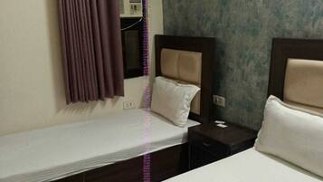 Deluxe Double or Twin Room, Balcony, City View | Free WiFi
