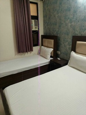 Deluxe Double or Twin Room, Balcony, City View | Free WiFi - hotel transit stay (New Delhi)