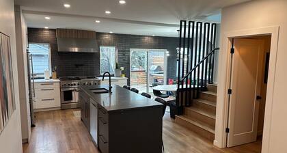 Explore Amazing Holyrood from this Outstanding 3-BR house with Hot Tub!