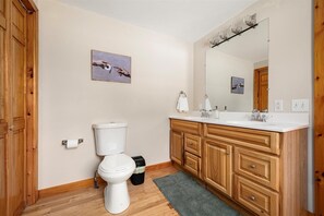 Toallas y papel de baño 