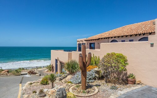 Casa Alegre—Knight Beach Clifftop Villa + Studio