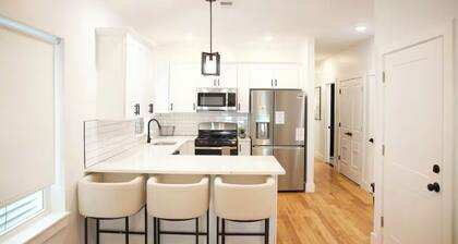 3-bedroom house in marvelous Newark with cool AC