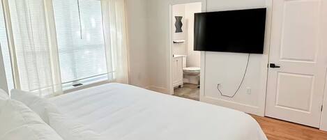 Strykejern/-brett, wi-fi og sengetøy