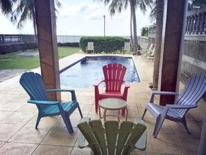 Outdoor pool -  Beach Front House in Tránsito Beach , 5-Bedrooms, AC ,with Beachfront  Pool. (El Tránsito)