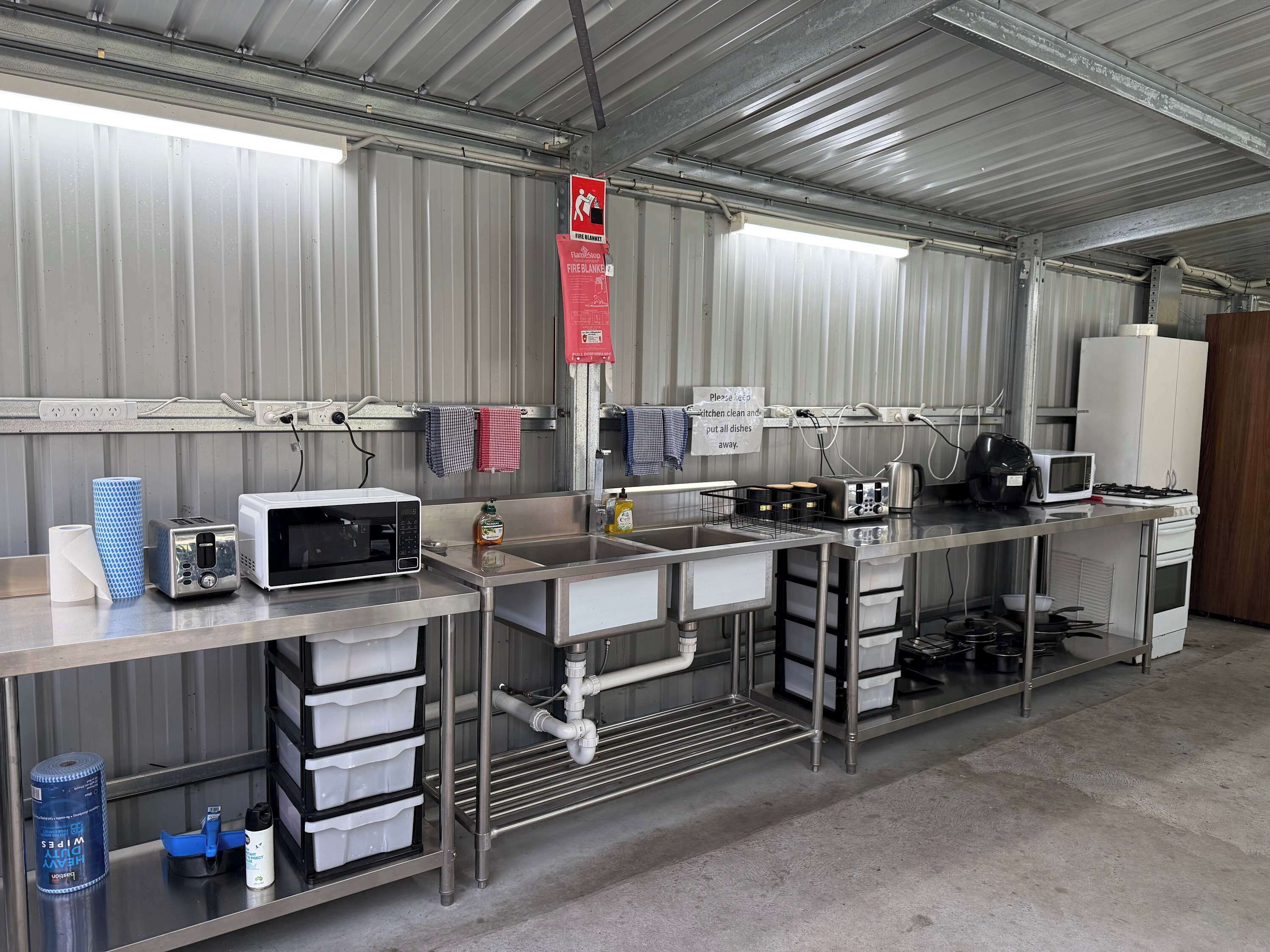 Fridge, microwave, stovetop, toaster