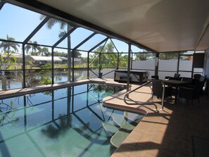 Outdoor pool, a heated pool - Tropical Retreat! Hot tub, pool, Kayaks, pool table, games and Gulf access. (Port Charlotte)