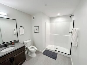 Bathroom - Sleepover: Spacious 1BD/1BA Loft - Newton (Newton)
