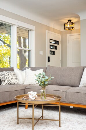 Smart TV, foosball - Main Street Retreat- Charming home, new hot tub-sleeps 8 (Plymouth)