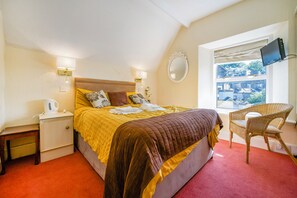 Habitación Deluxe con 1 cama matrimonial o 2 individuales, vista a la montaña | Wifi gratis 