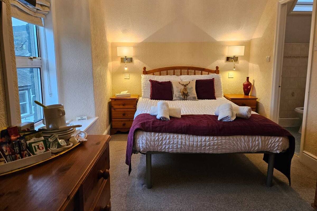 Deluxe Double Room | Individually furnished, desk, laptop workspace, free WiFi