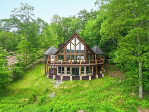 Exterior - Lakeshine Chalet: Stunning View + Hot Tub + Fire Pit! (McHenry)