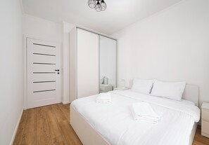 Iron/ironing board, WiFi, bed sheets - Praga Południe Homely Apartment (Warszawa)