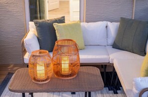 TV - Luxury Beach Haven + Golf Cart (Palm Coast)