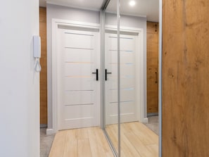 Interior - Fabryczna City Apartment (Katowice)