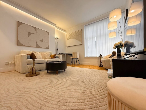 Apartment - Cosy Mayfair Hideout on Prestigious Street (London)