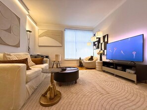 House | 1 bedroom - Luxurylondonstays - Cosy Mayfair Hideout on Prestigious Street (London)