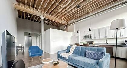 Sleepover | Stylish 1BD/1BA Loft - Newton