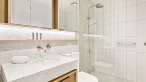 Apartemen | Kamar mandi | Handuk