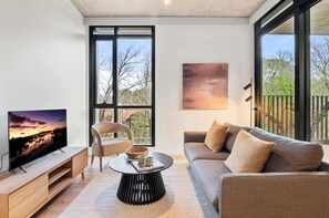 Apartment | Living room - Brand-new 2-bed With Rooftop Access (Melbourne)
