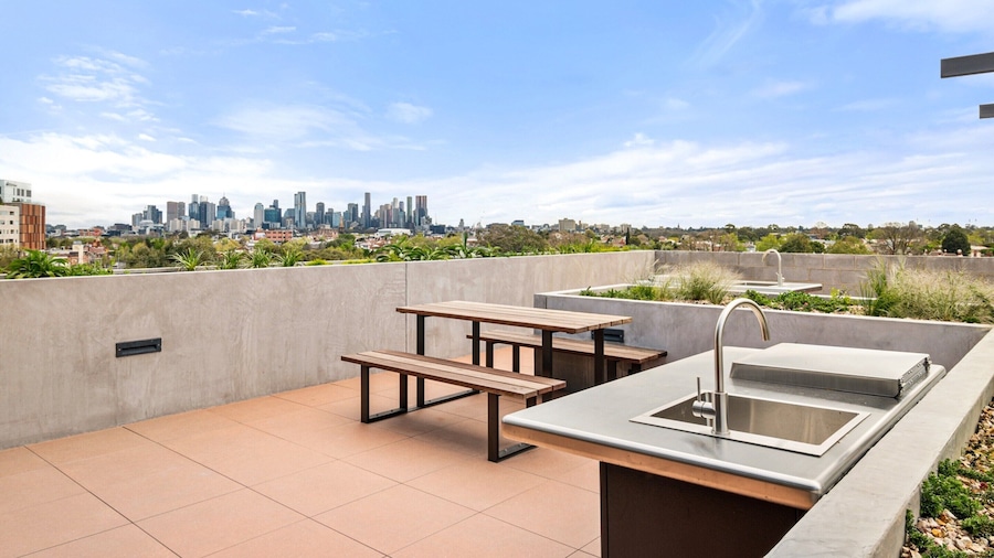 Brand-new 2-bed With Rooftop Access