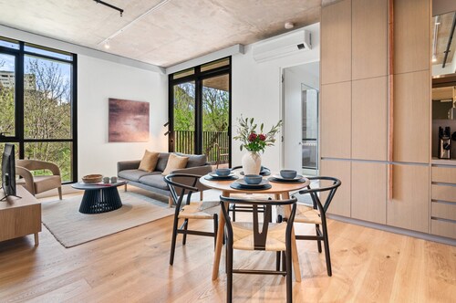 Brand-new 2-bed With Rooftop Access
