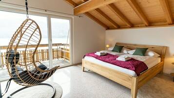3 Schlafzimmer, Schreibtisch, Bügeleisen/Bügelbrett, Reisekinderbett