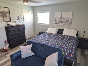 Bügeleisen/Bügelbrett, WLAN, Bettwäsche