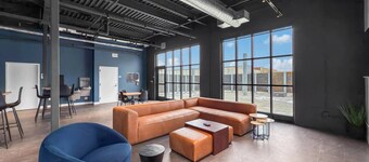 Sleepover | Airy 2BD/1BA Loft - Newton