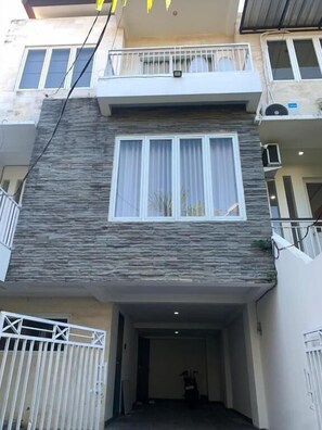 Exterior detail - Sanur House Lavender (Denpasar)