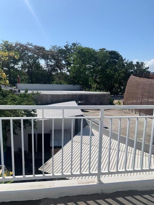 Property grounds - Sanur House Lavender (Denpasar)