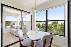 Interior - Tropical Sunset 4 by SeaBreeze Vacation (Holmes Beach)