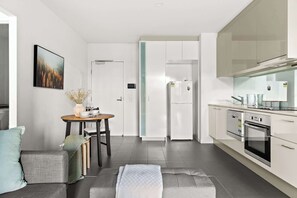 Apartment (1 Bedroom) | Bahagian dalam