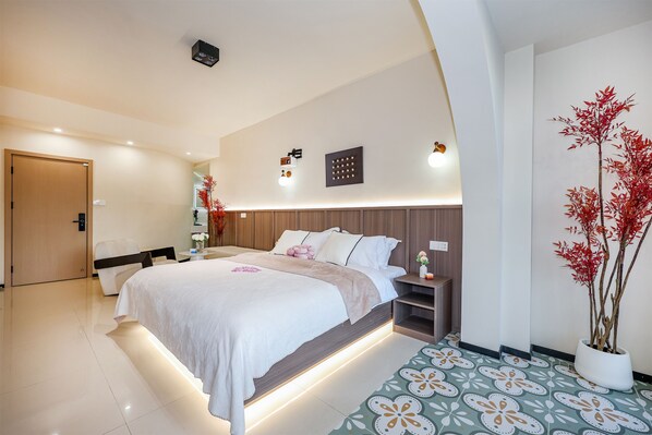 Tirai kedap cahaya, kedap suara, setrika/meja setrika, dan Wi-Fi gratis