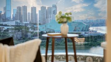 Blackout curtains, soundproofing, iron/ironing board, free WiFi