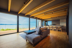 Villa, Balcony, Ocean View | Living area