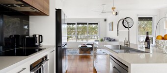 Relaxed Bayside Stay With Outdoor Space
