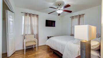 アイロン / アイロン台、WiFi、ベッドシーツ