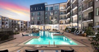 Southern Luxury in North ATL - 2BR 2BTH - FREE Parking