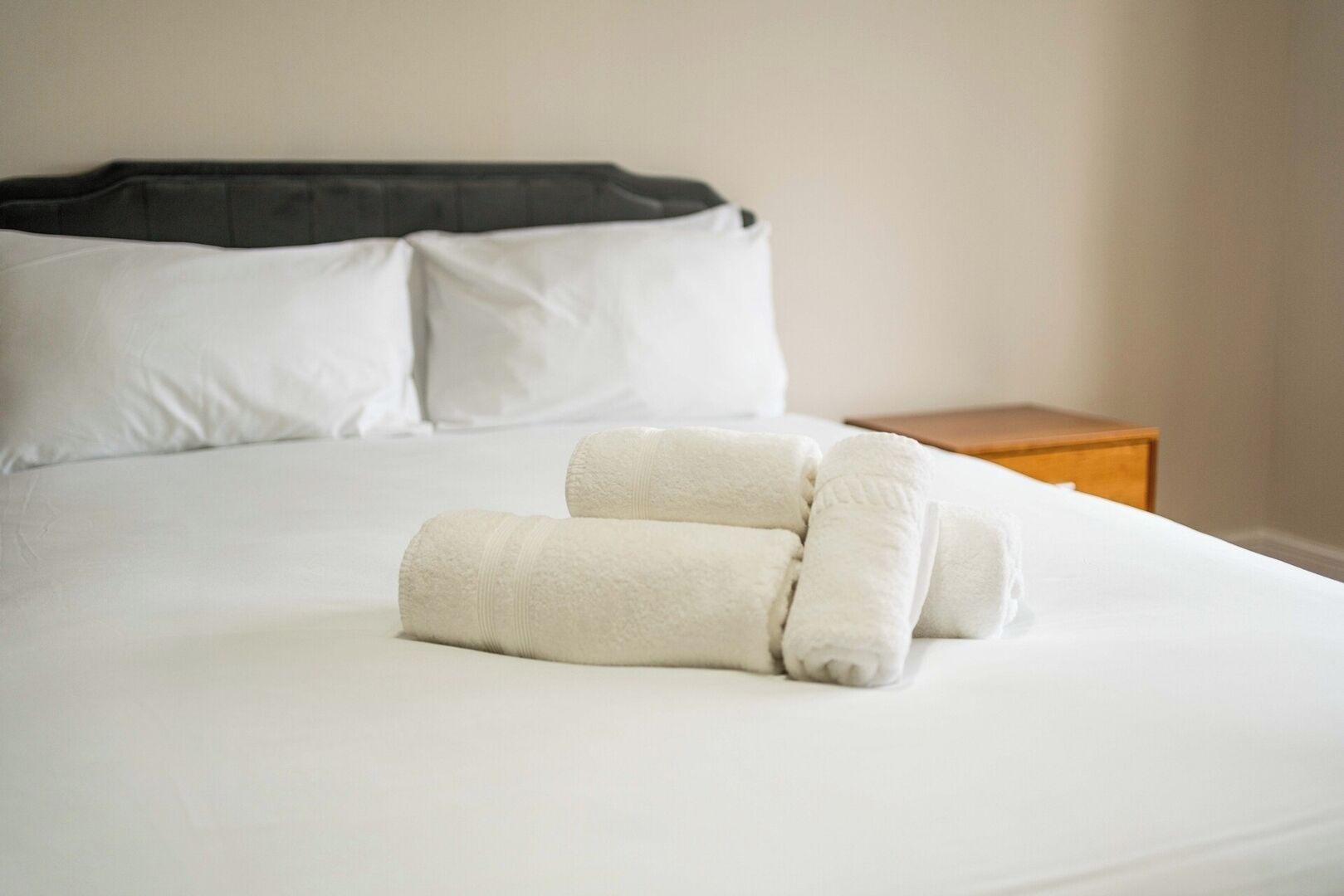 Strygejern/strygebræt, Wi-Fi, sengetøj