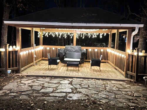 Cozy Cul-De-Sac: 3BR, 2.5BA w/ Multipurpose Room & Spacious Backyard