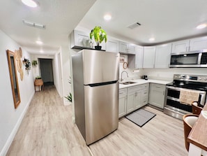 Microwave, oven, stovetop, coffee/tea maker