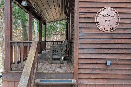 Cabin at 65 near Mammoth Cave- Porch, Fire Pit, Wifi