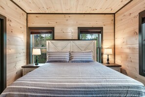 مكواة/لوح كي وواي فاي وملاءات أسرّة